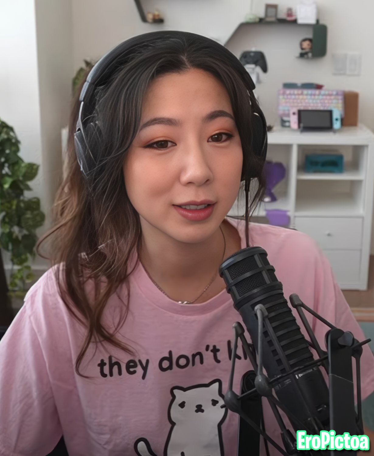 Fuslie [12] photo featuring chinese american - Part 89