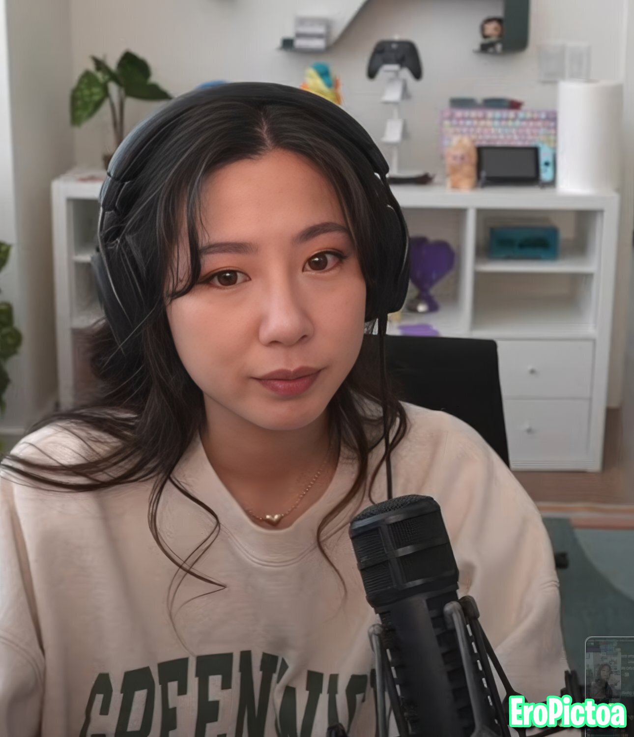 Fuslie [12] photo featuring PRK69420 - Part 98