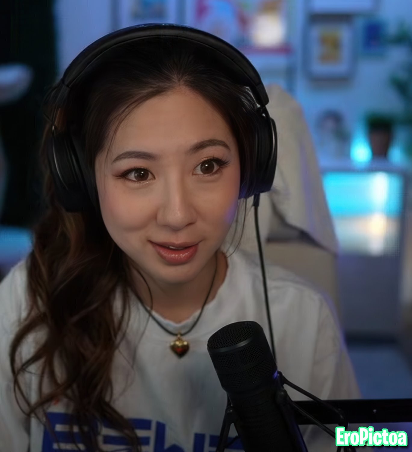 Fuslie [9] photo featuring chinese - Part 2