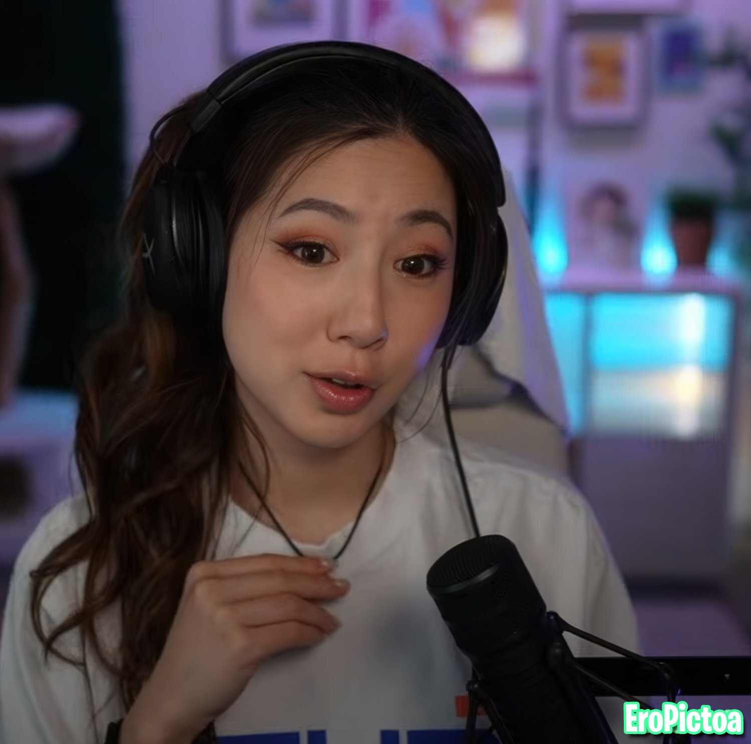 Fuslie [9] photo featuring brunette - Part 6