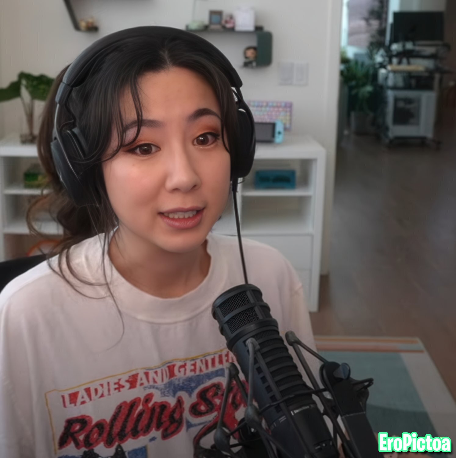 Fuslie [9] photo featuring chinese - Part 40