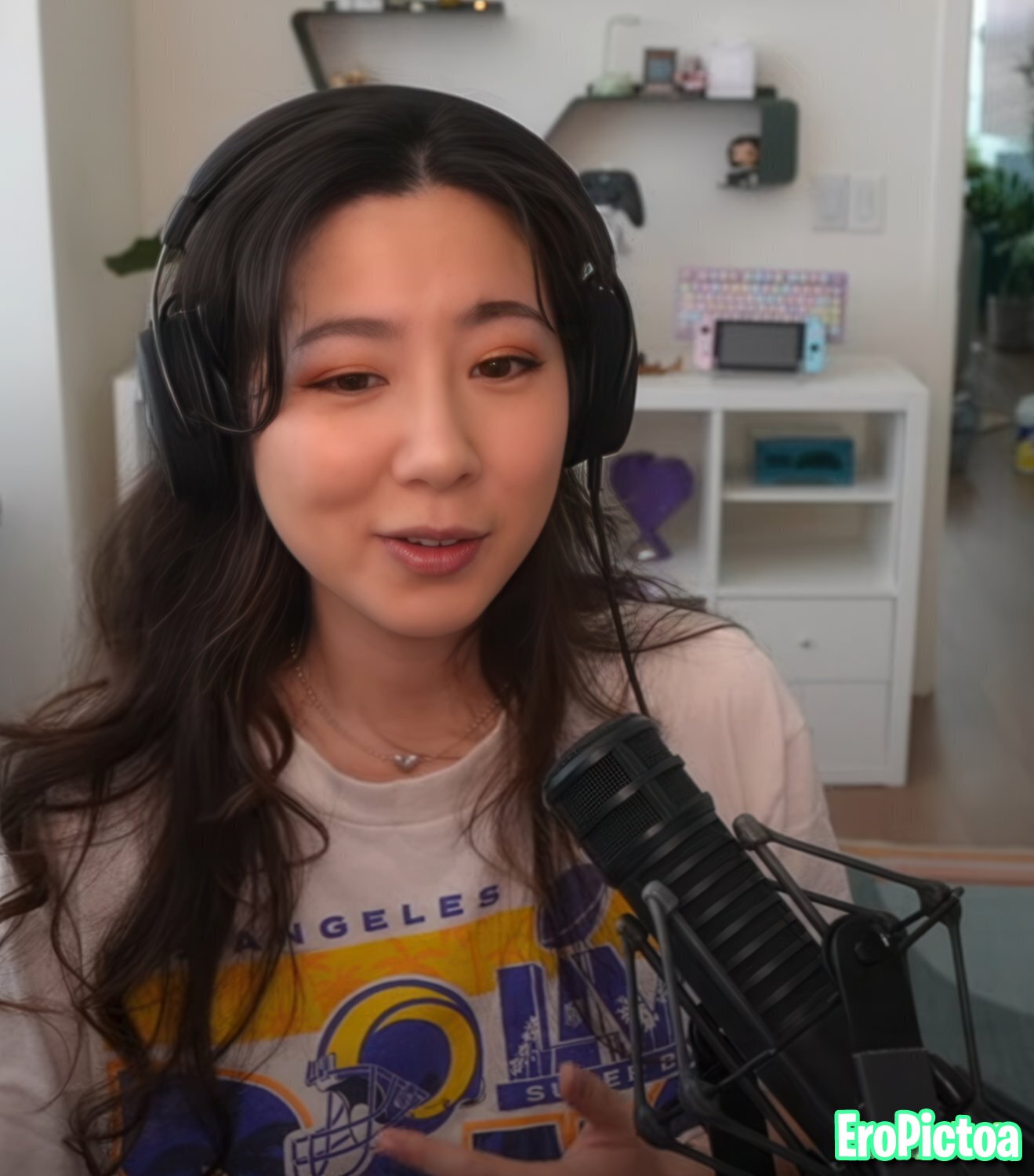 Fuslie [9] photo featuring petite - Part 50