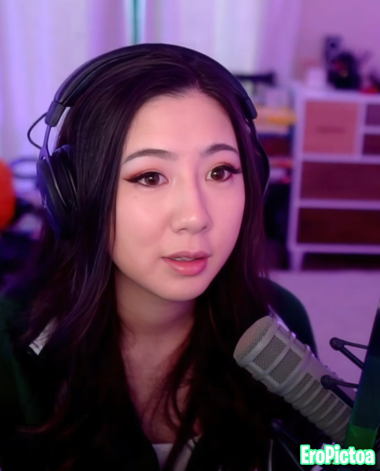 Fuslie [9] photo featuring perky - Part 70