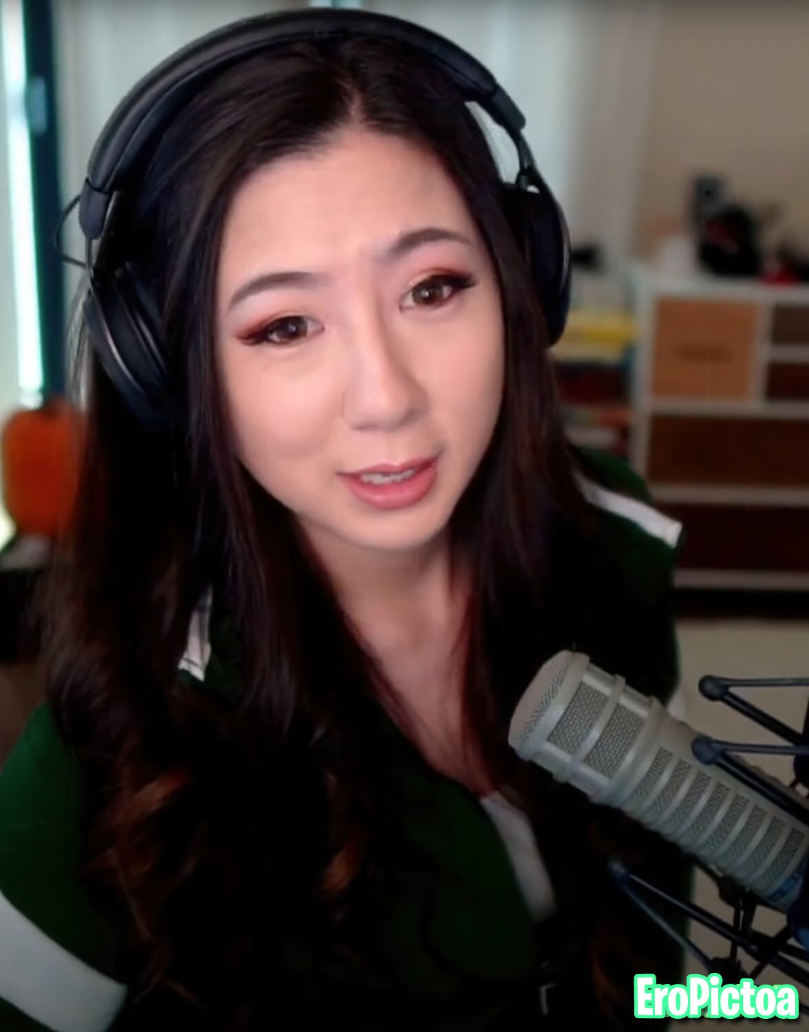 Fuslie [9] photo featuring asian - Part 77
