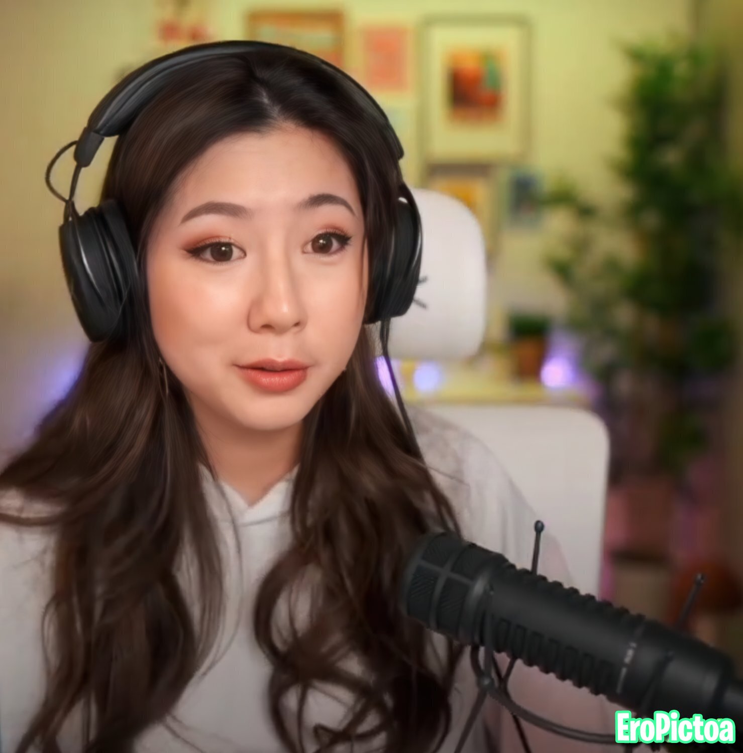 Fuslie [9] photo featuring petite - Part 88