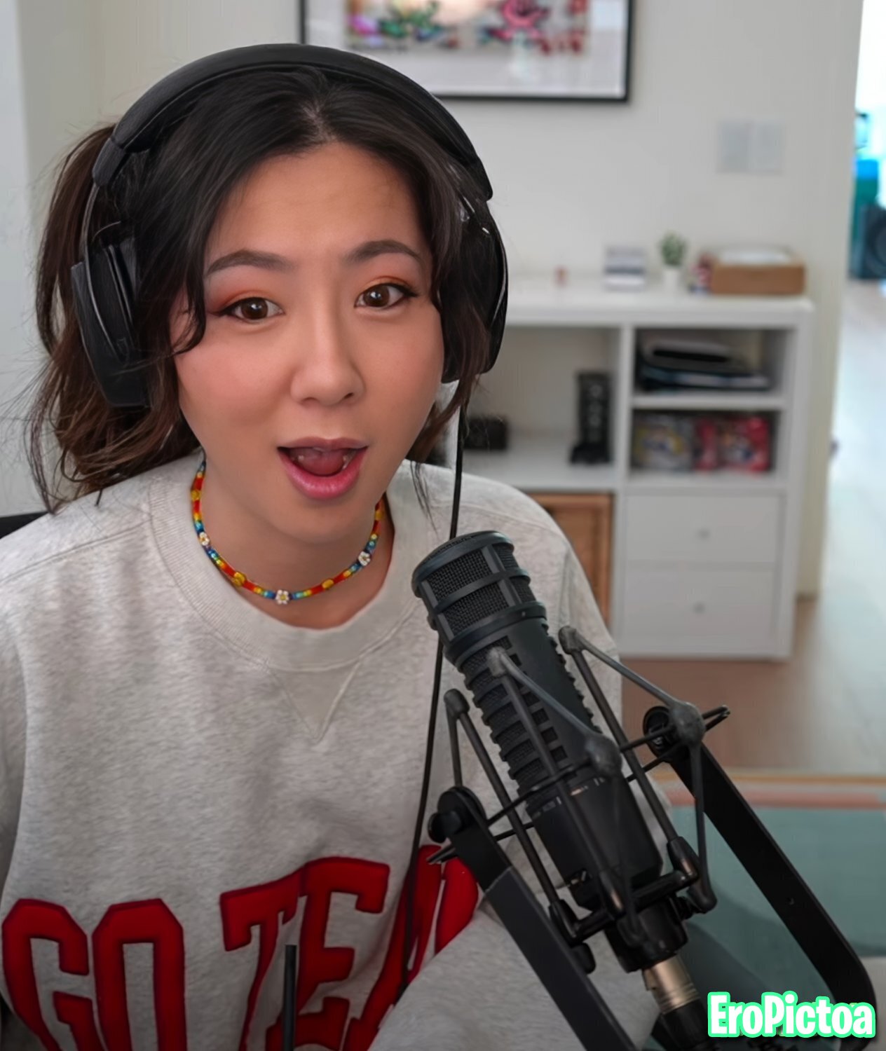 Fuslie [4] photo featuring girl - Part 14