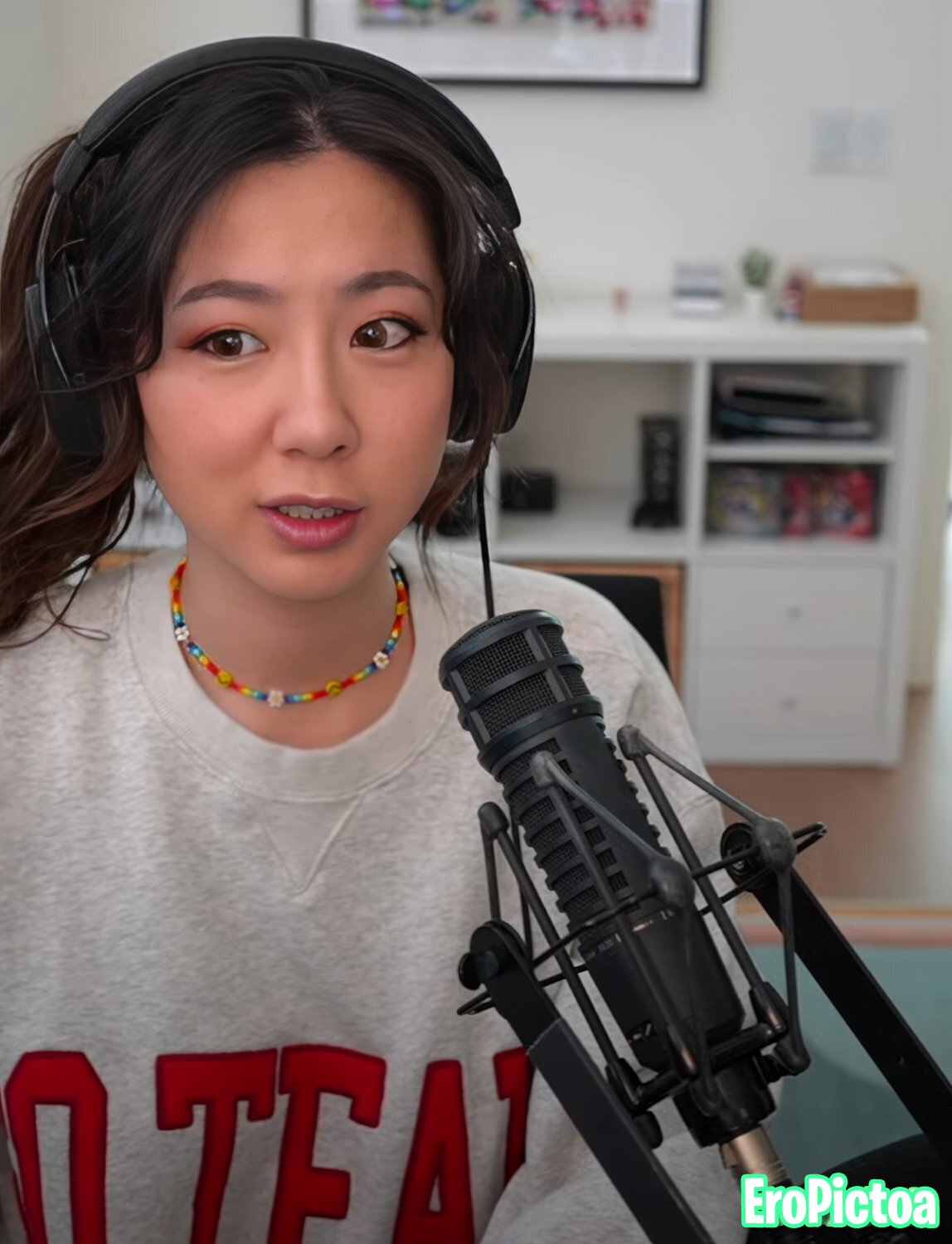 Fuslie [4] photo featuring american - Part 18