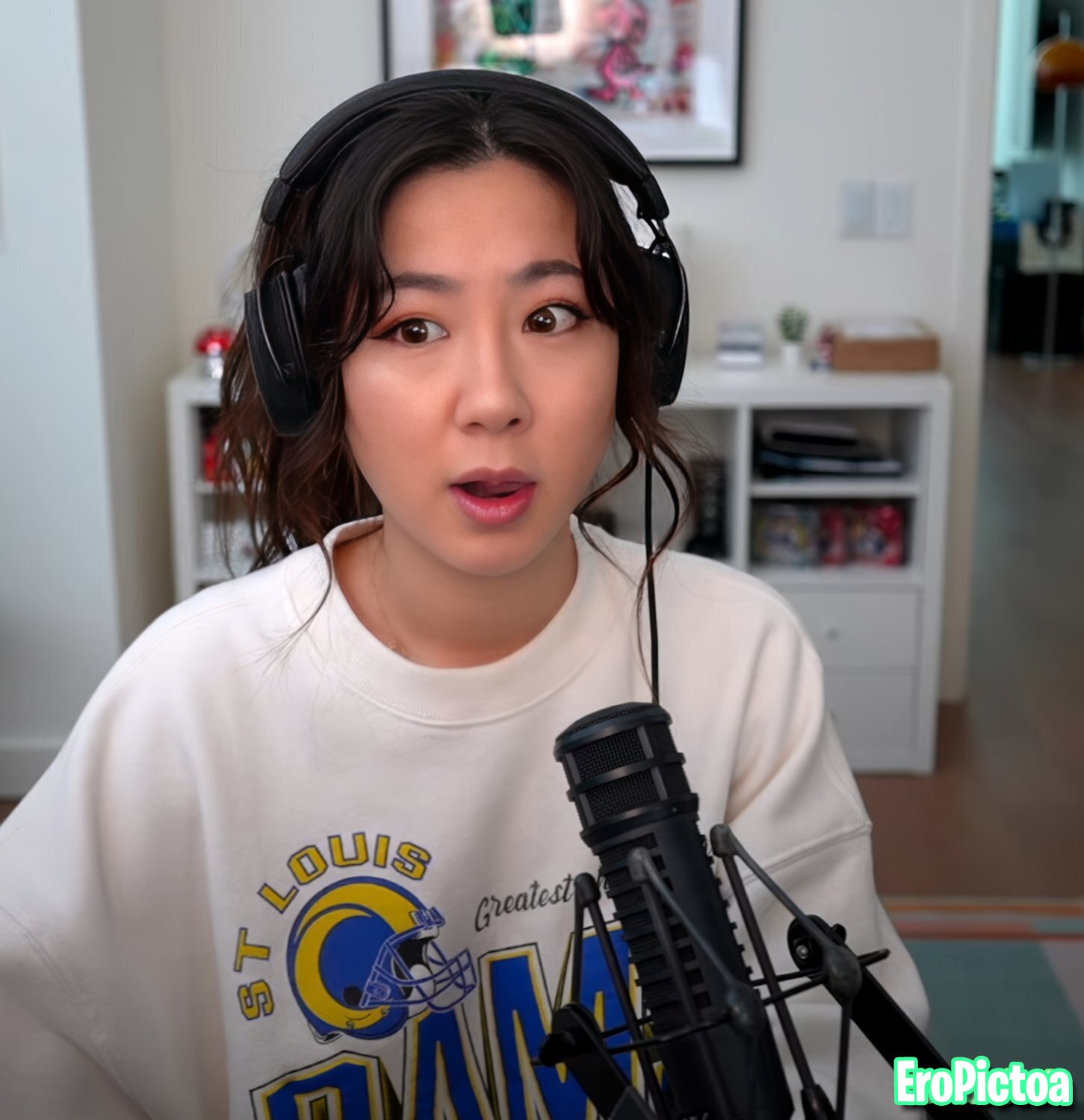 Fuslie [4] photo featuring girl - Part 29