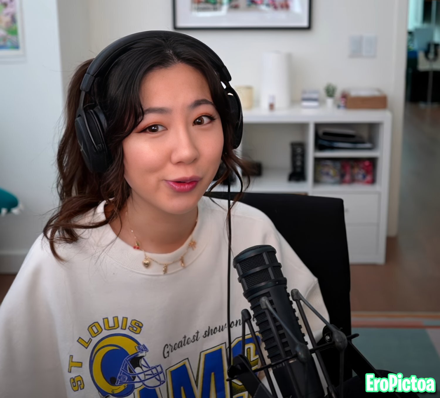 Fuslie [4] photo featuring asian american - Part 32