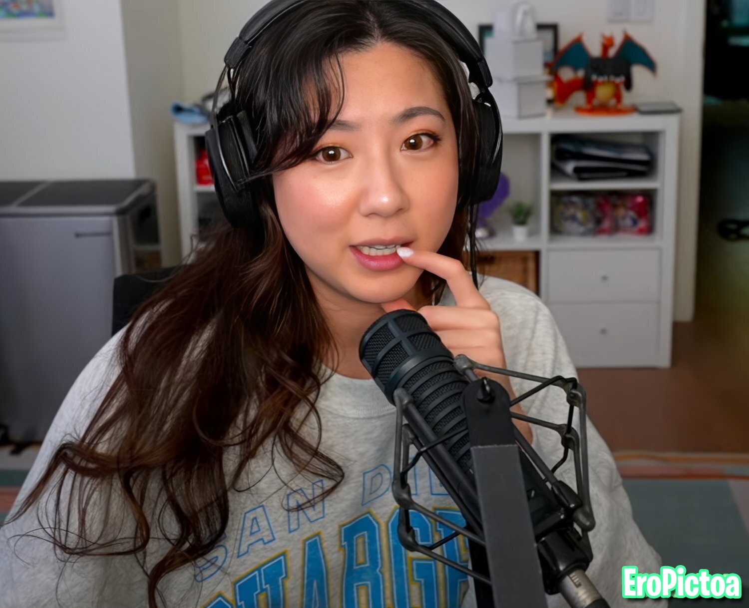 Fuslie [4] photo featuring PRK69420 - Part 90
