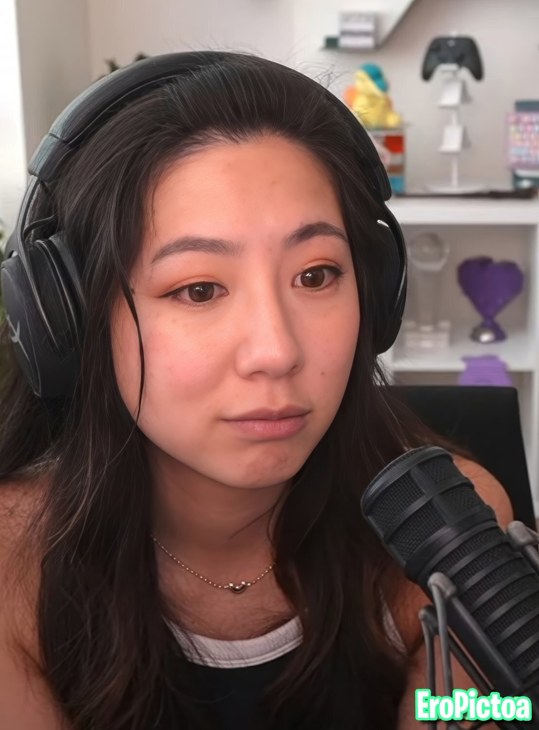 Fuslie [13] photo featuring PRK69420