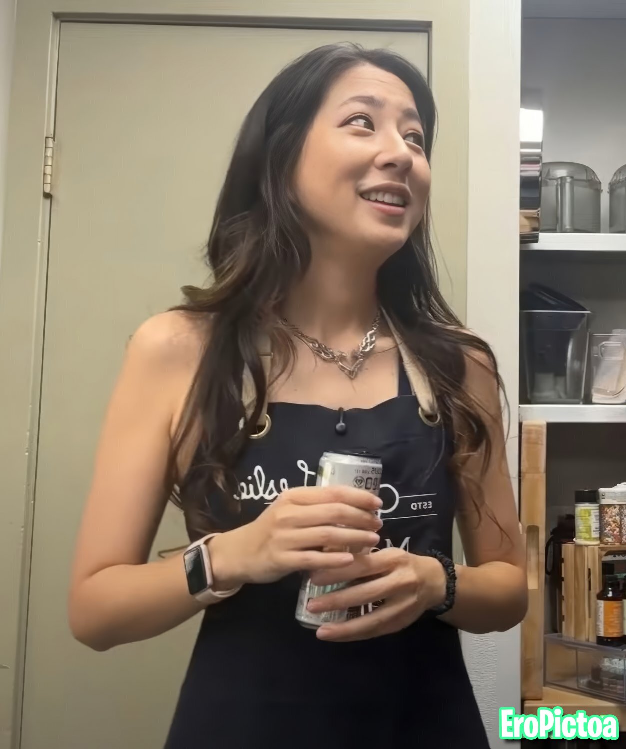 Fuslie [13] photo featuring long hair