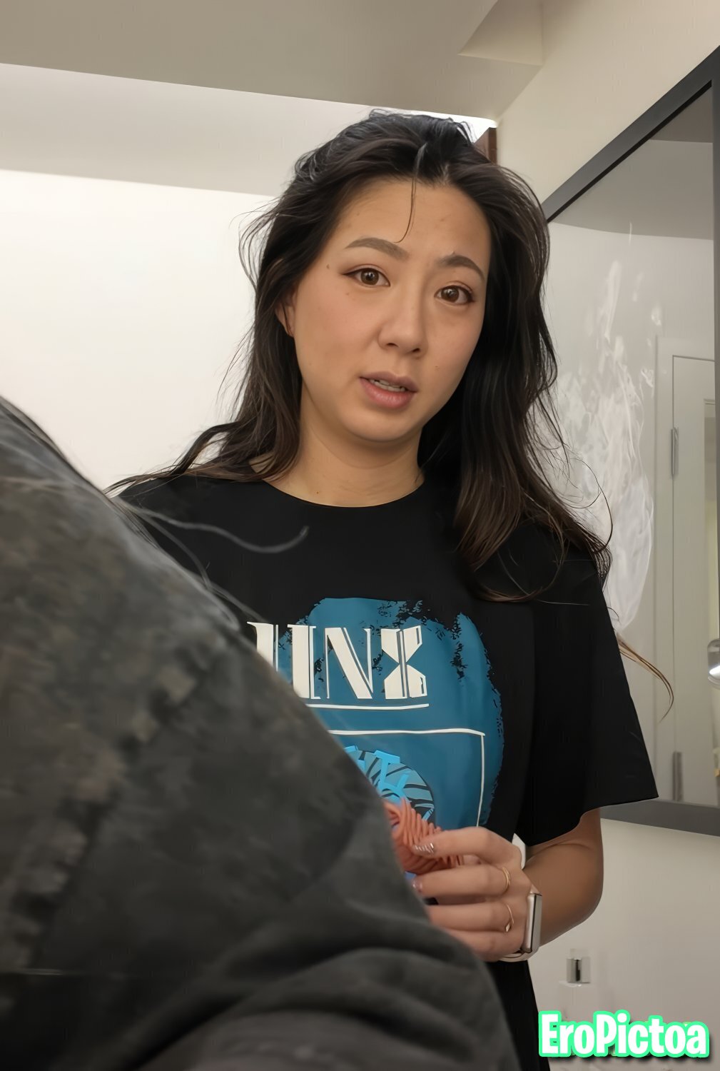 Fuslie [13] photo featuring PRK69420