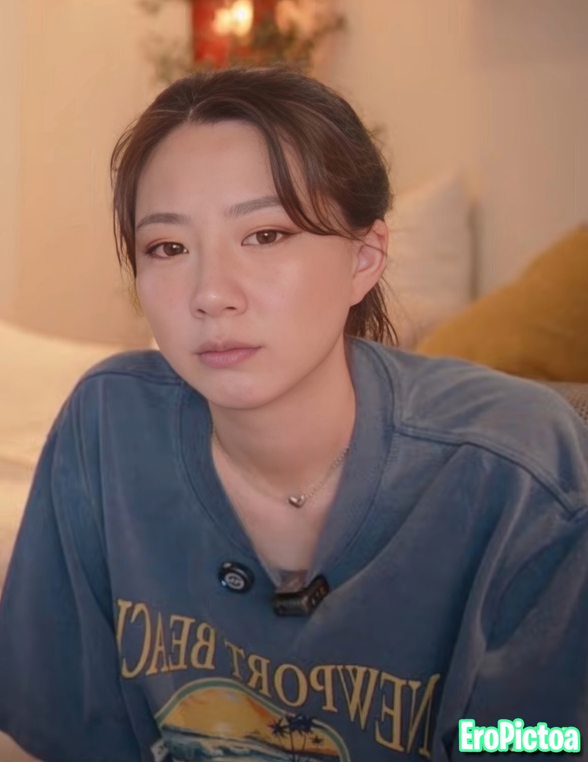 Fuslie [13] photo featuring youtuber