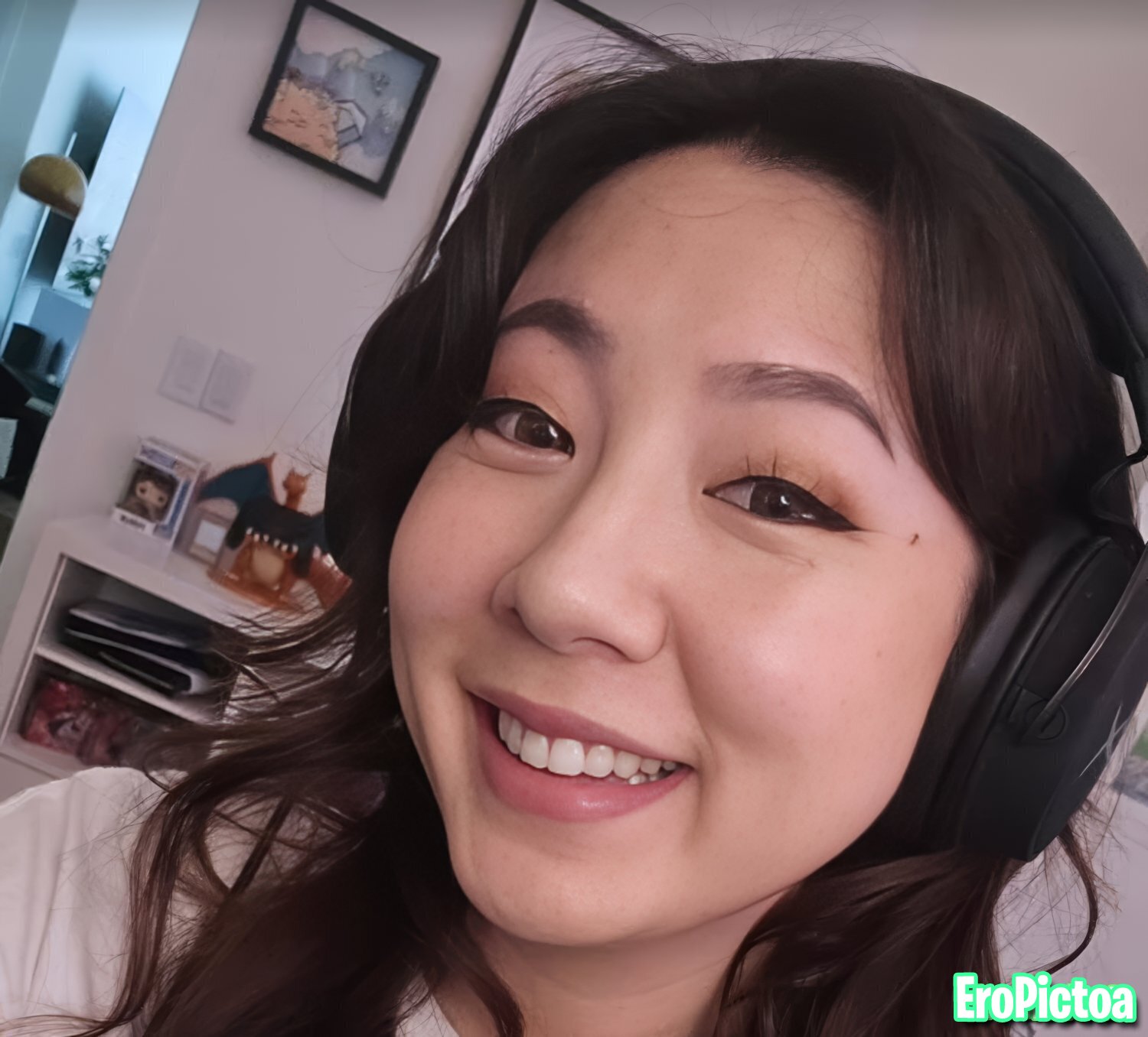 Fuslie [5] photo featuring PRK69420 - Part 32