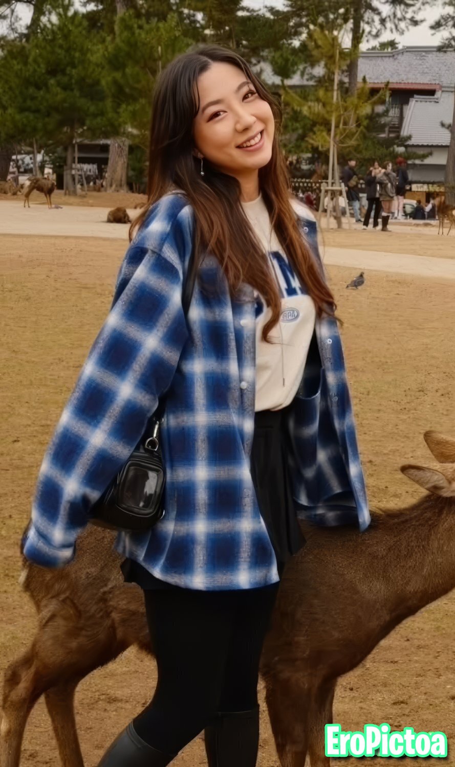 Fuslie [5] photo featuring perky - Part 40