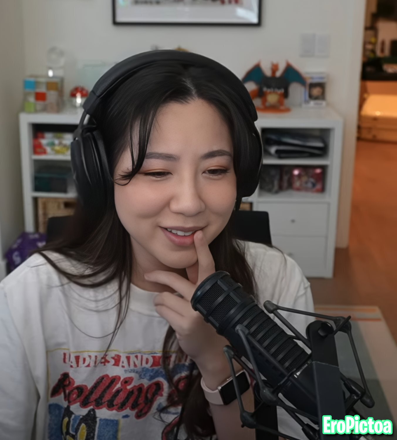 Fuslie [5] photo featuring PRK69420 - Part 48