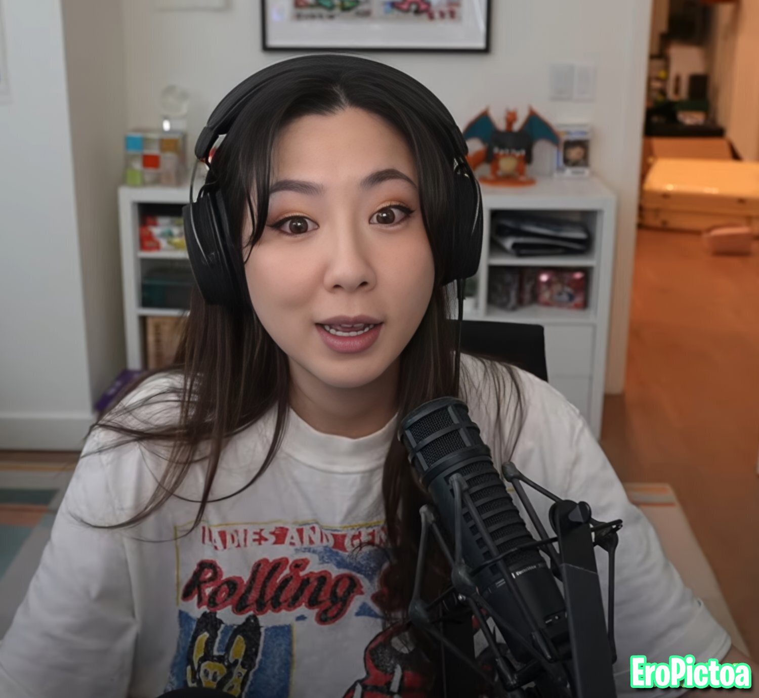 Fuslie [5] photo featuring asian - Part 50