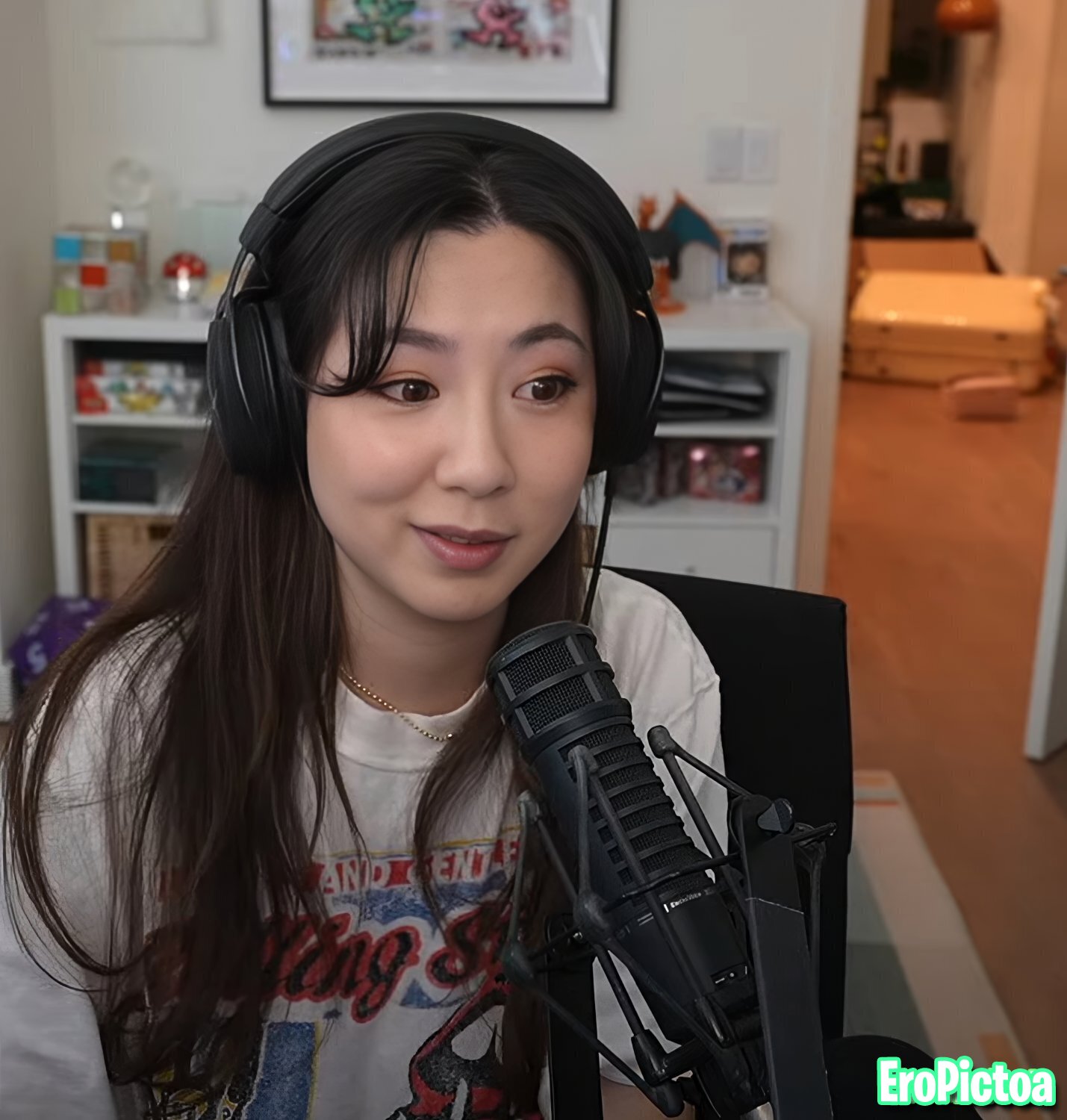 Fuslie [5] photo featuring asian influencer - Part 51