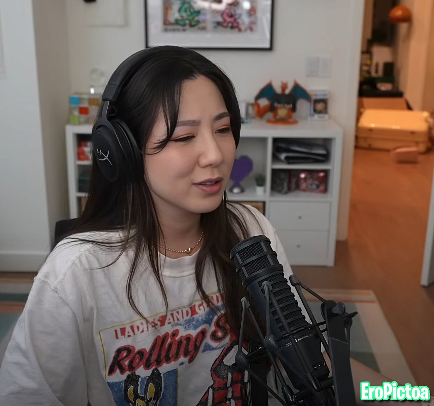 Fuslie [5] photo featuring petite - Part 55