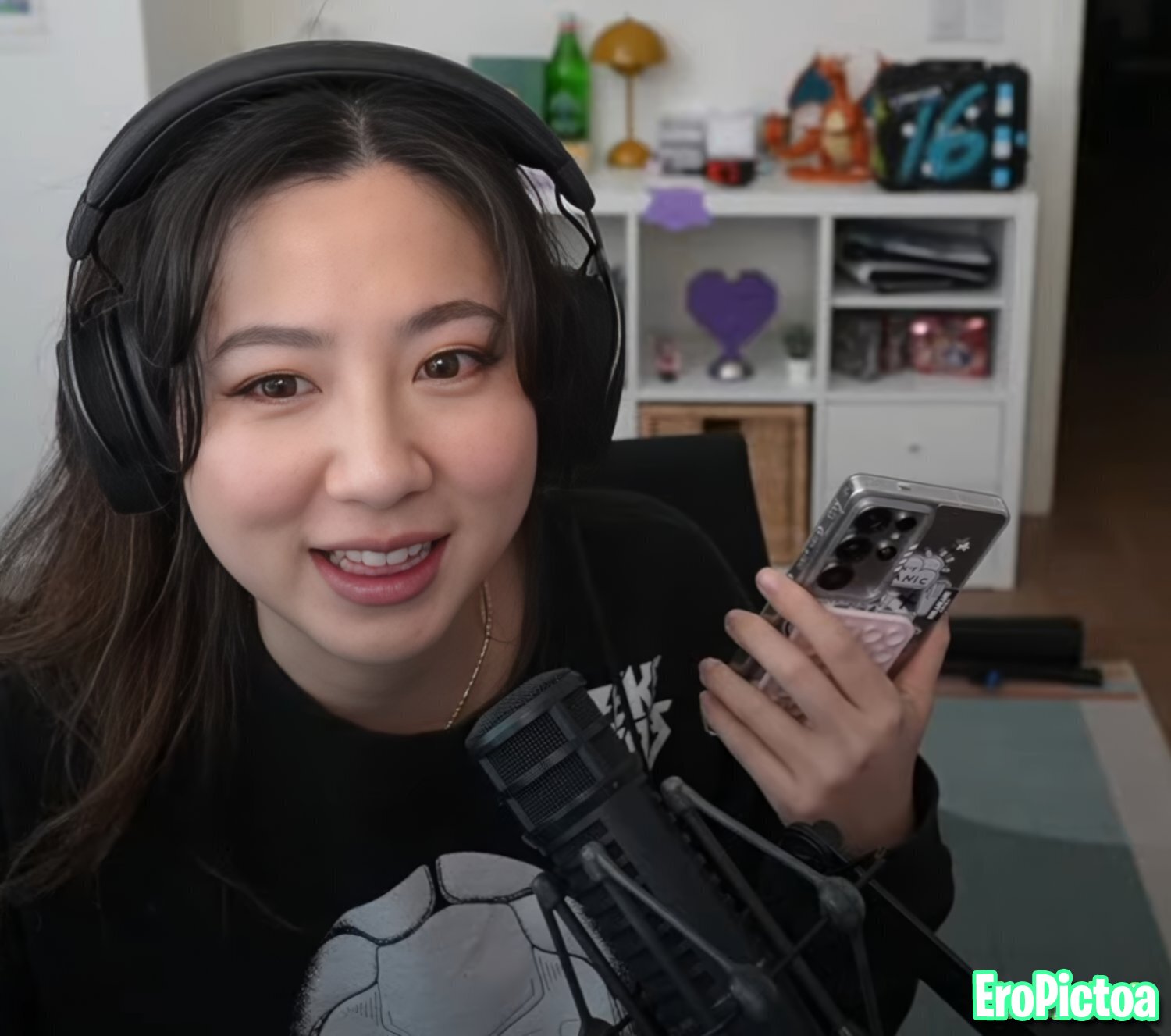 Fuslie [5] photo featuring gamer girl - Part 60