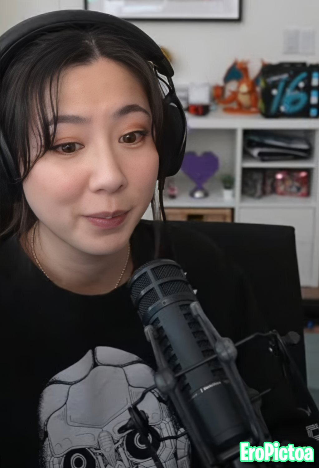 Fuslie [5] photo featuring twitch - Part 74