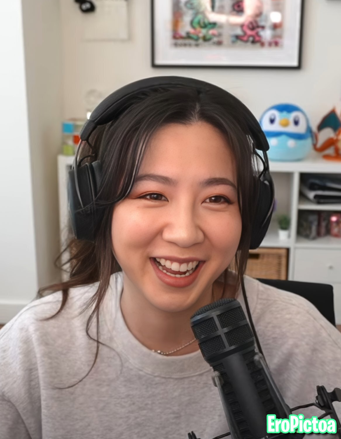 Fuslie [5] photo featuring asian - Part 82