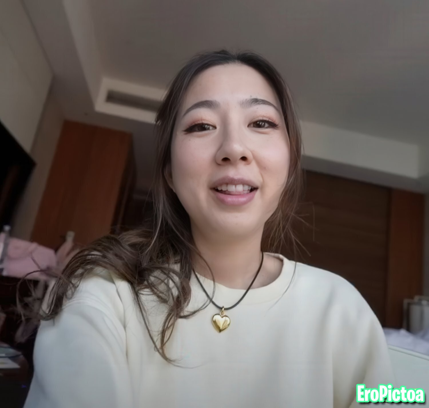 Fuslie [11] photo featuring streamer - Part 29