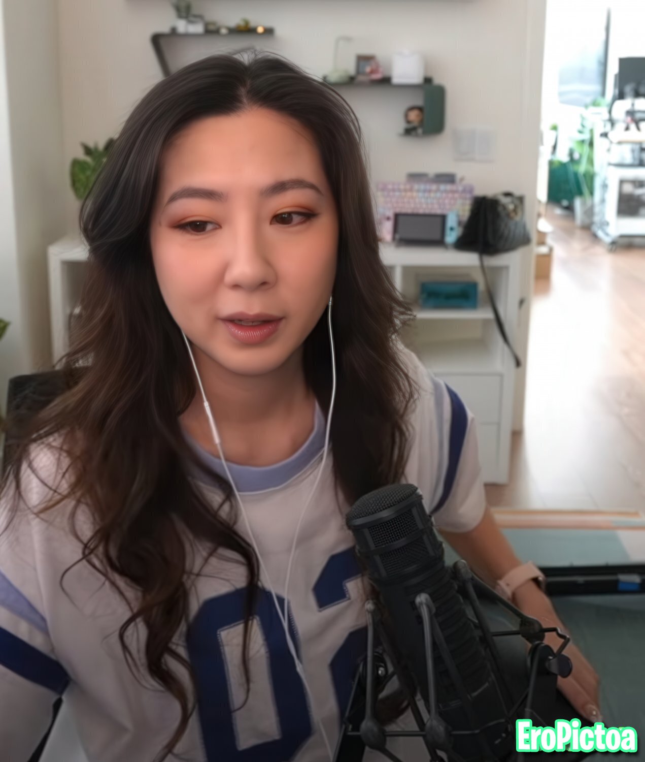 Fuslie [11] photo featuring chinese - Part 50