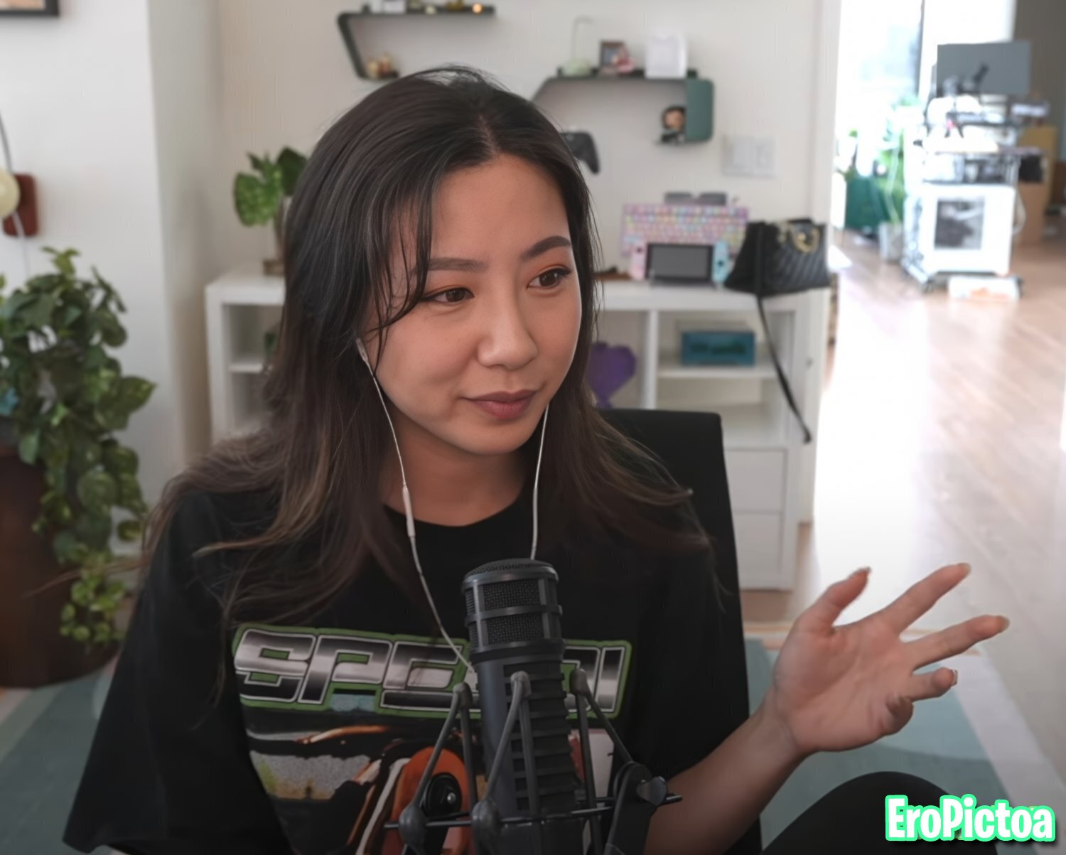 Fuslie [11] photo featuring asian american - Part 58