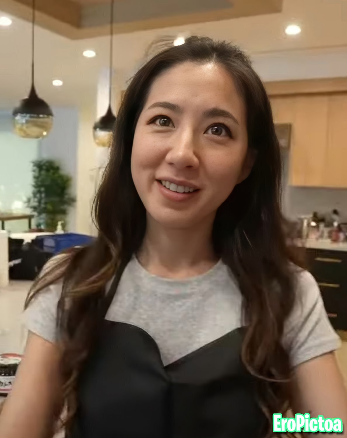 Fuslie [15] photo featuring streamer - Part 11
