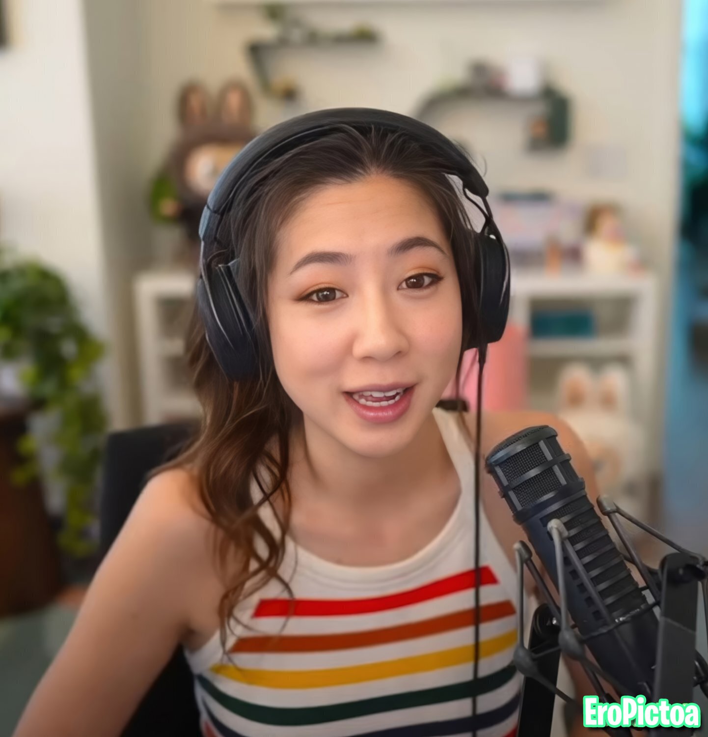 Fuslie [15] photo featuring twitch - Part 54