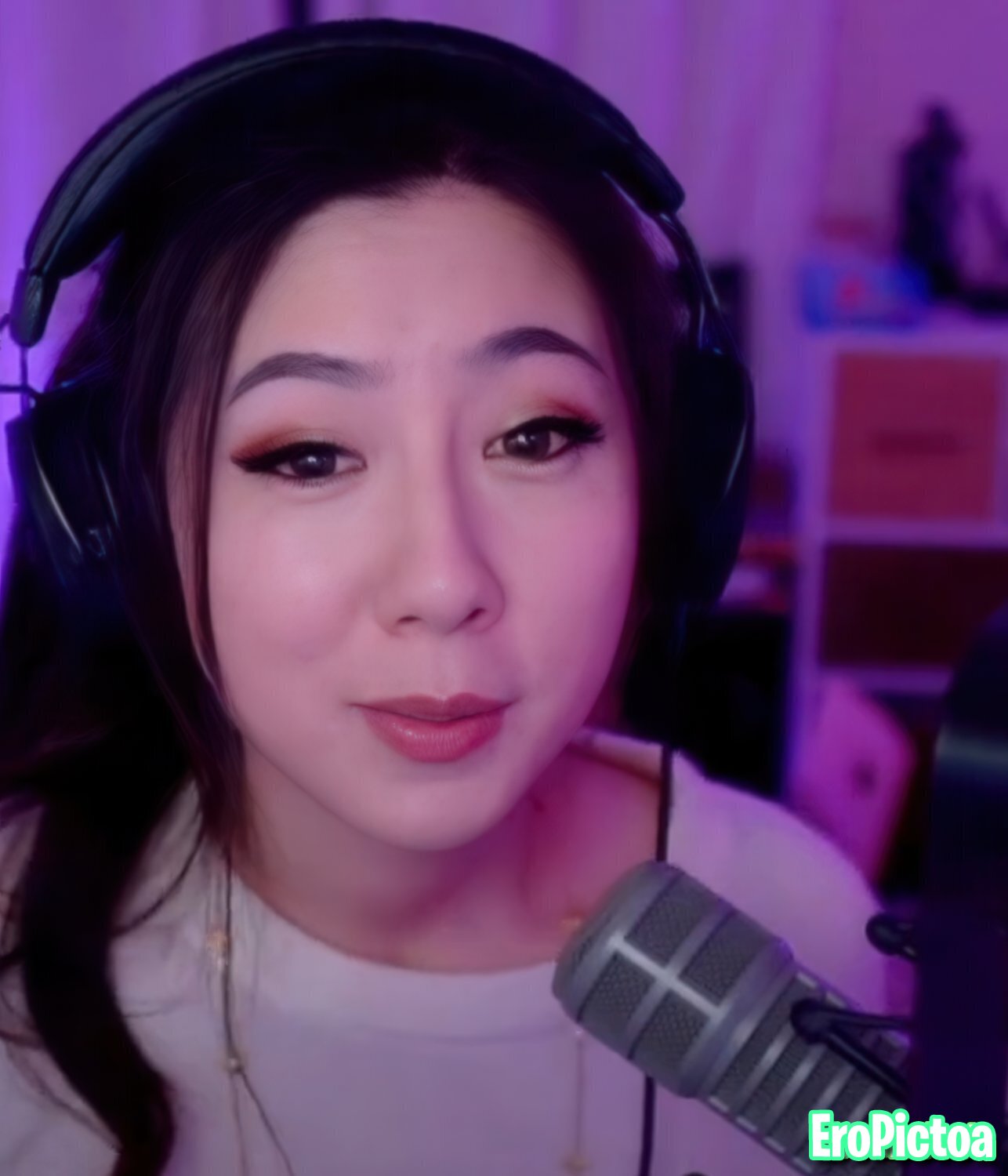 Fuslie [10] photo featuring twitch streamer - Part 15