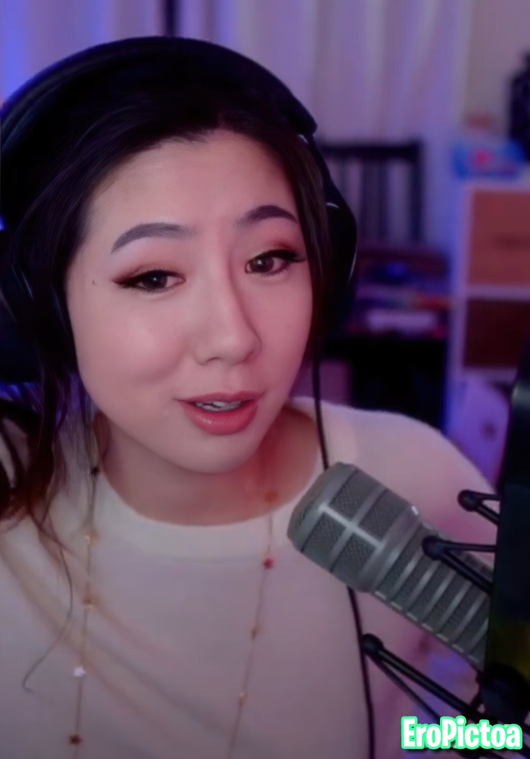 Fuslie [10] photo featuring asian - Part 1
