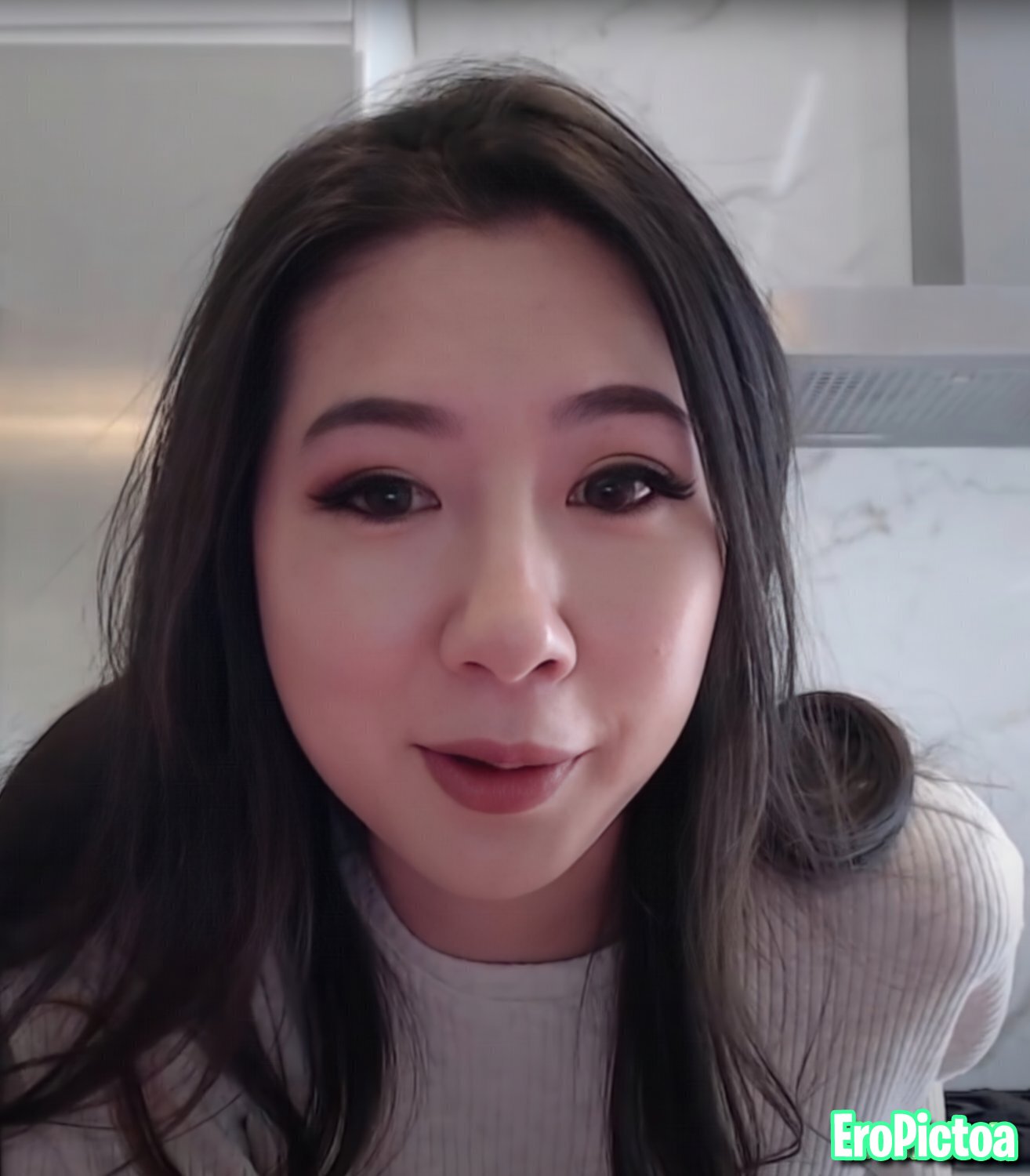 Fuslie [10] photo featuring twitch - Part 30