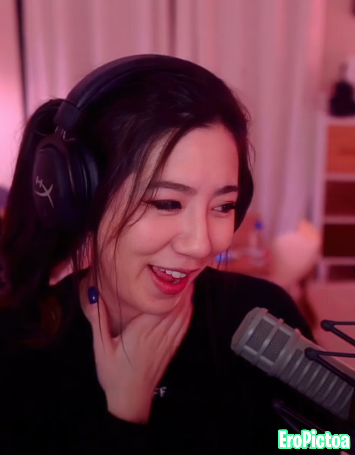 Fuslie [10] photo featuring streamer - Part 45