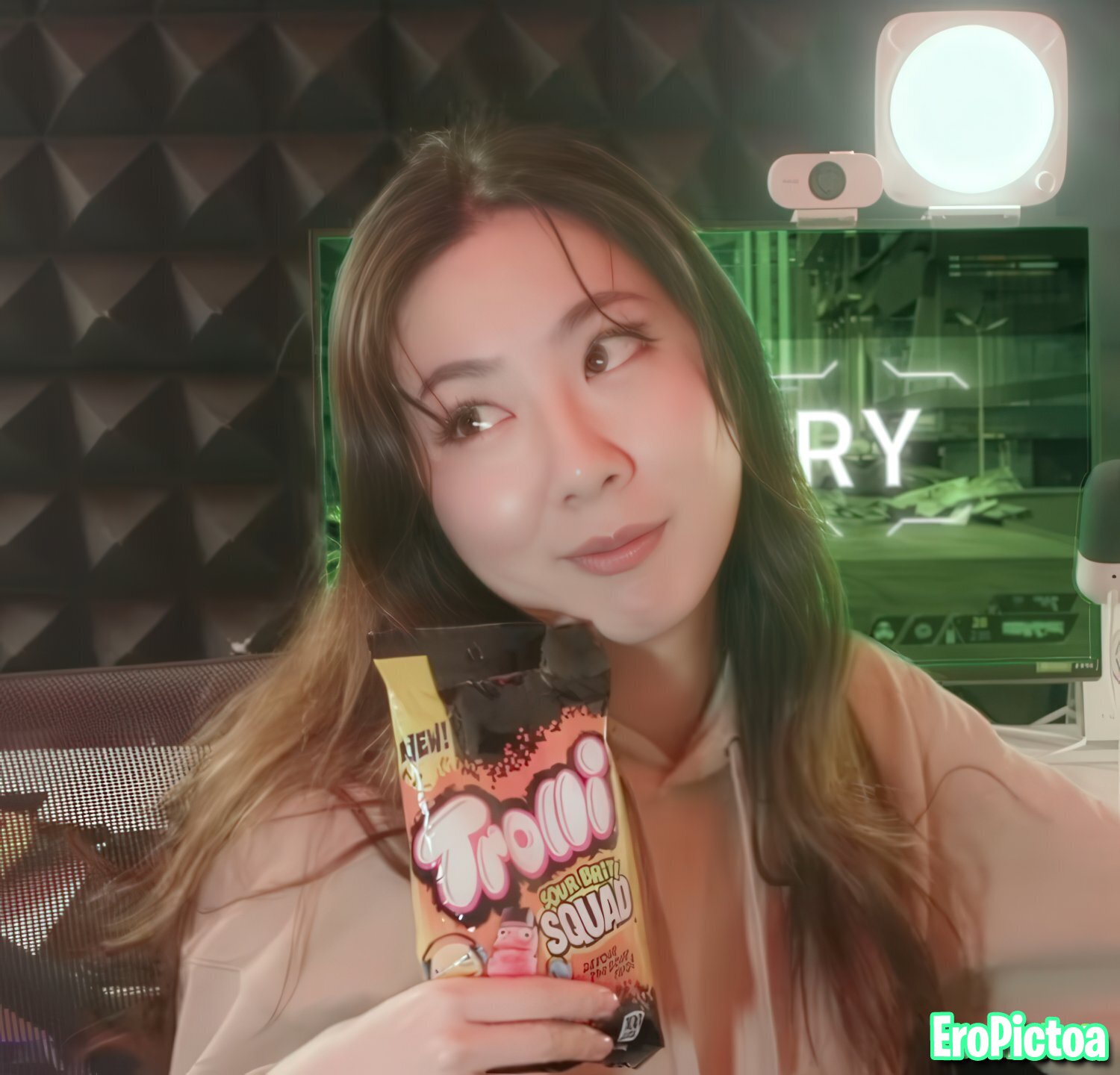 Fuslie [10] photo featuring twitch - Part 94