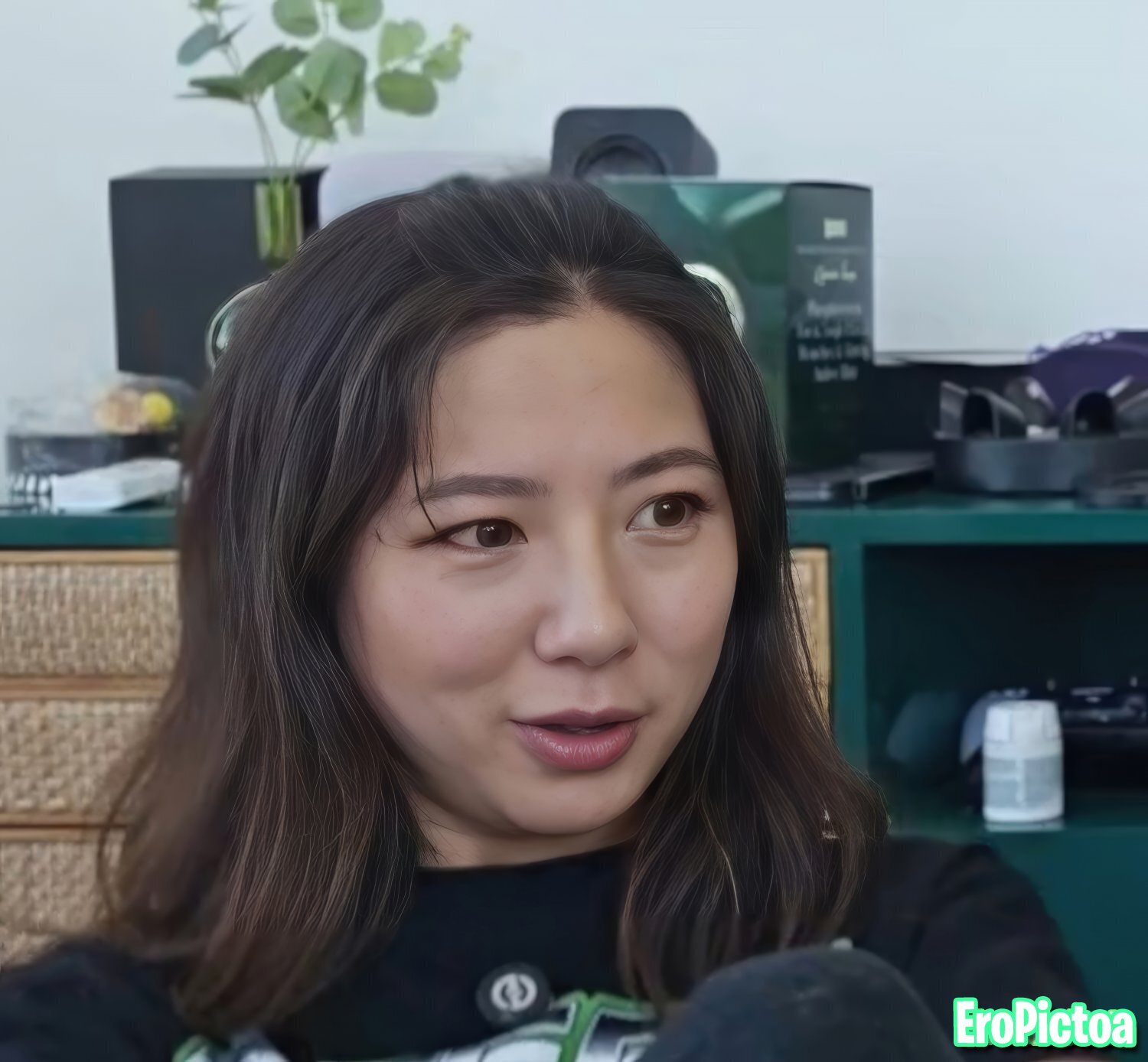 Fuslie [14] photo featuring cute