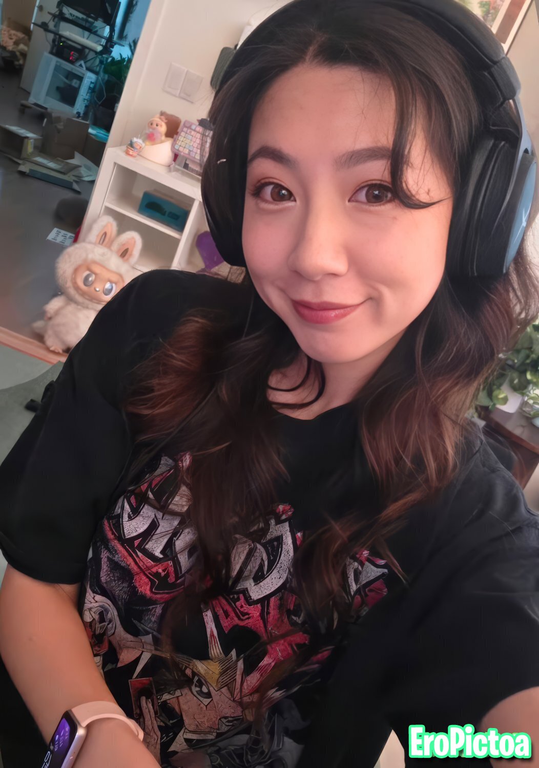 Fuslie [14] photo featuring teen