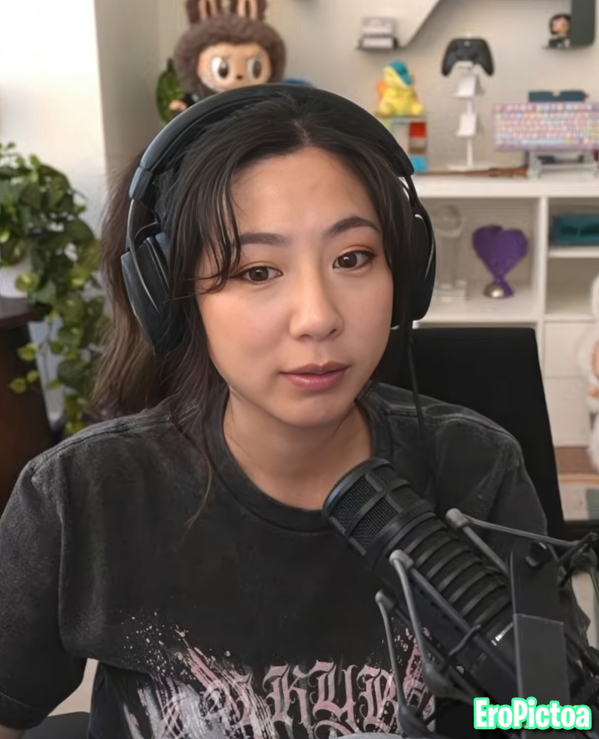 Fuslie [14] photo featuring teen