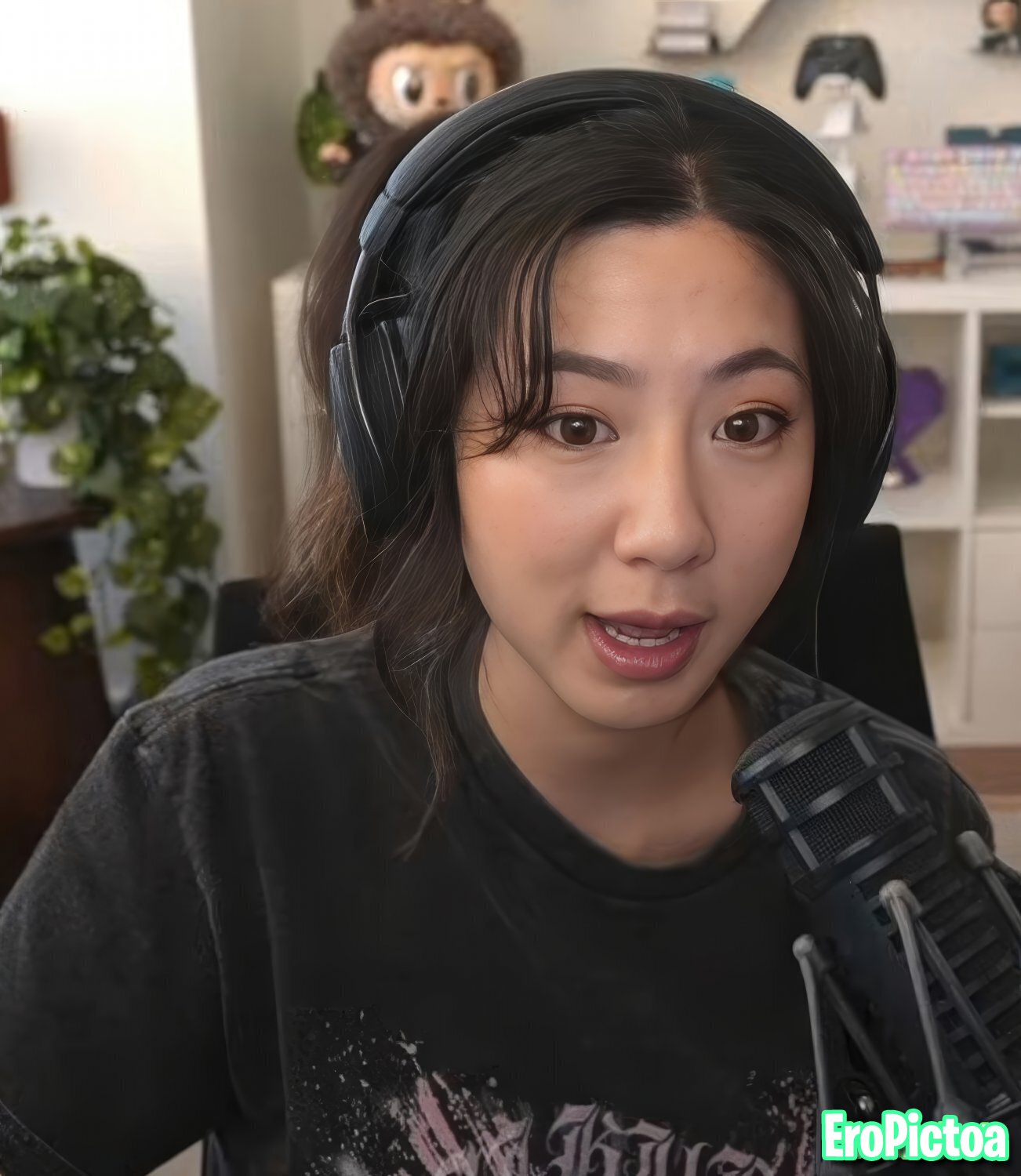 Fuslie [14] photo featuring cute