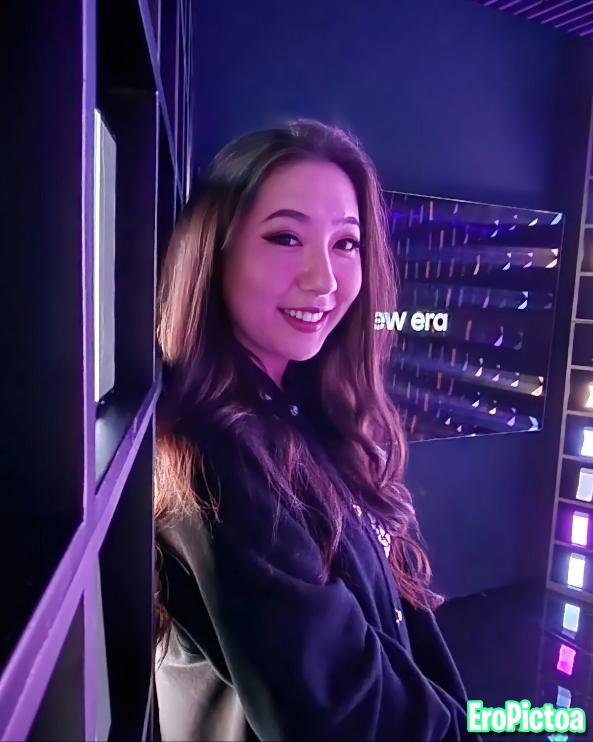 Fuslie [14] photo featuring twitch