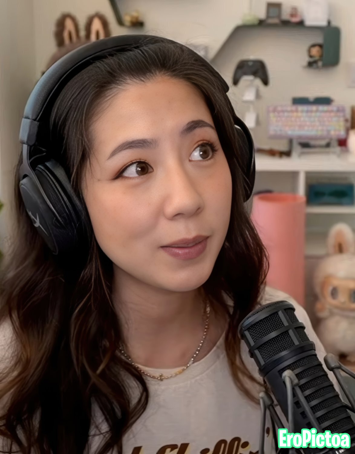 Fuslie [14] photo featuring twitch