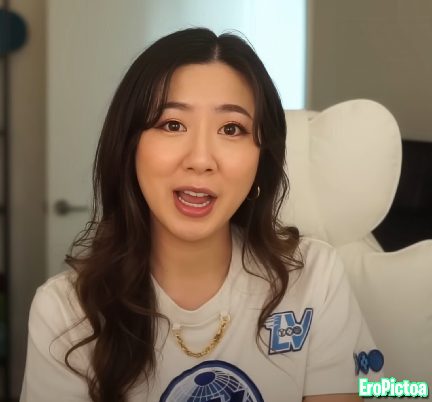 Fuslie [6] photo featuring brunette - Part 23