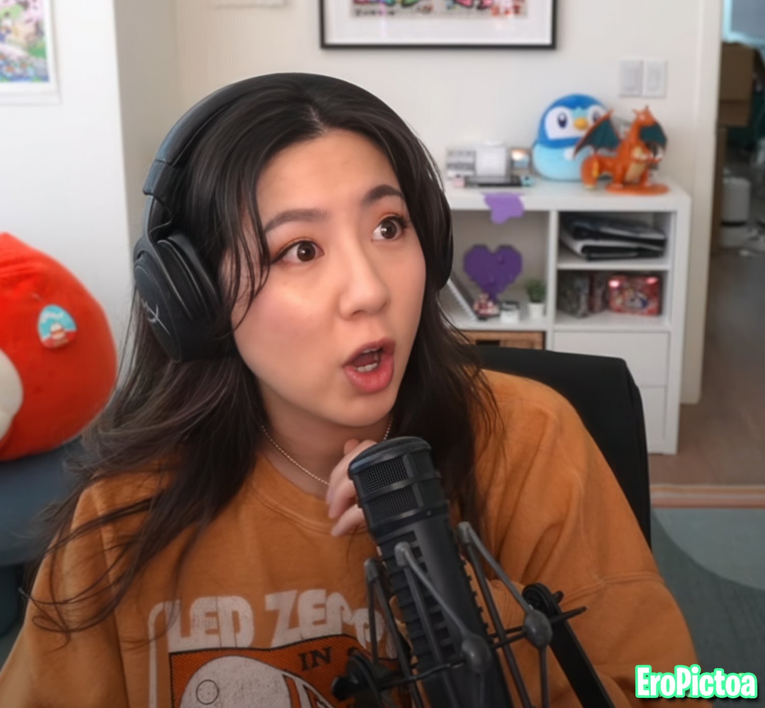 Fuslie [6] photo featuring perky - Part 68