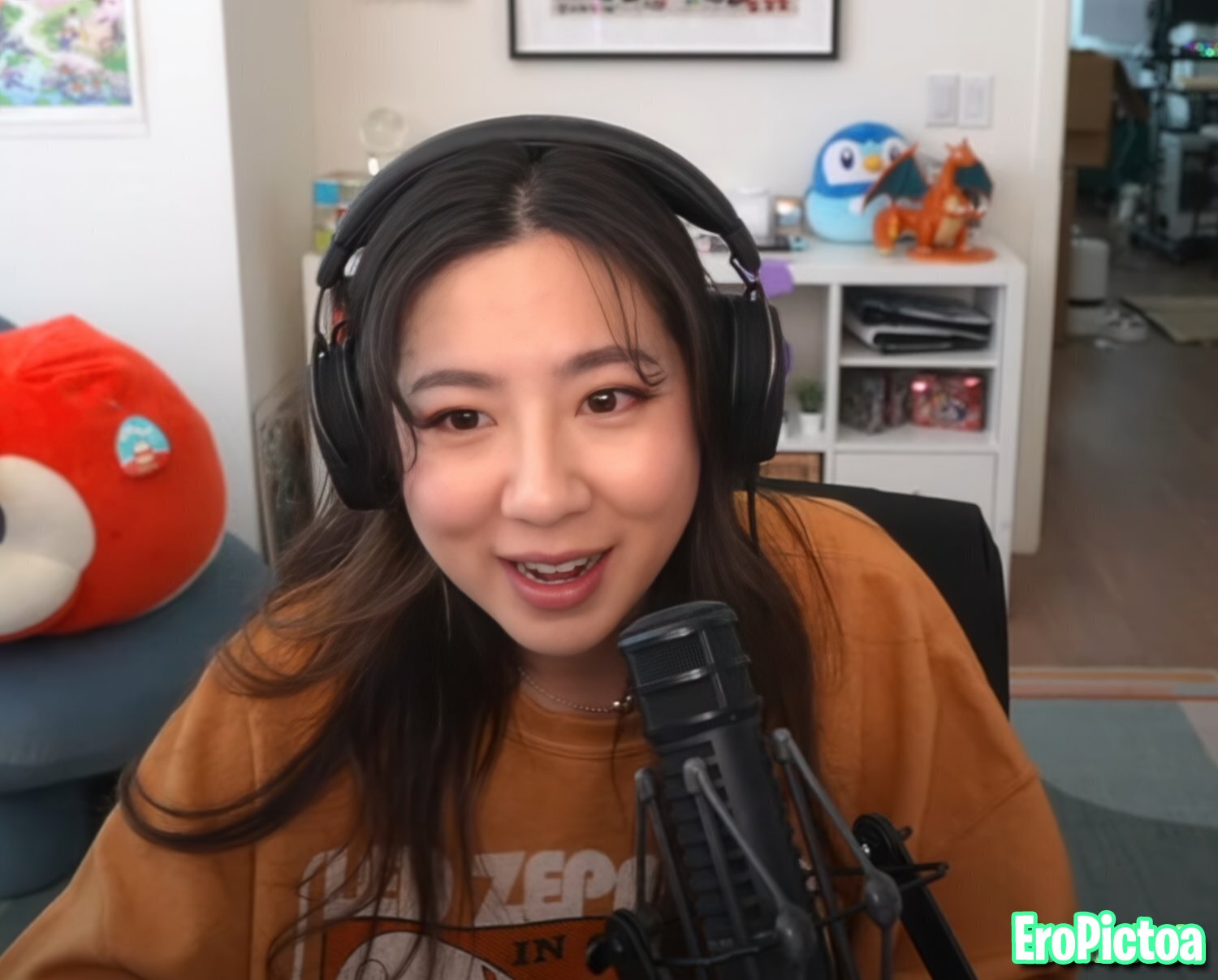 Fuslie [6] photo featuring PRK69420 - Part 70