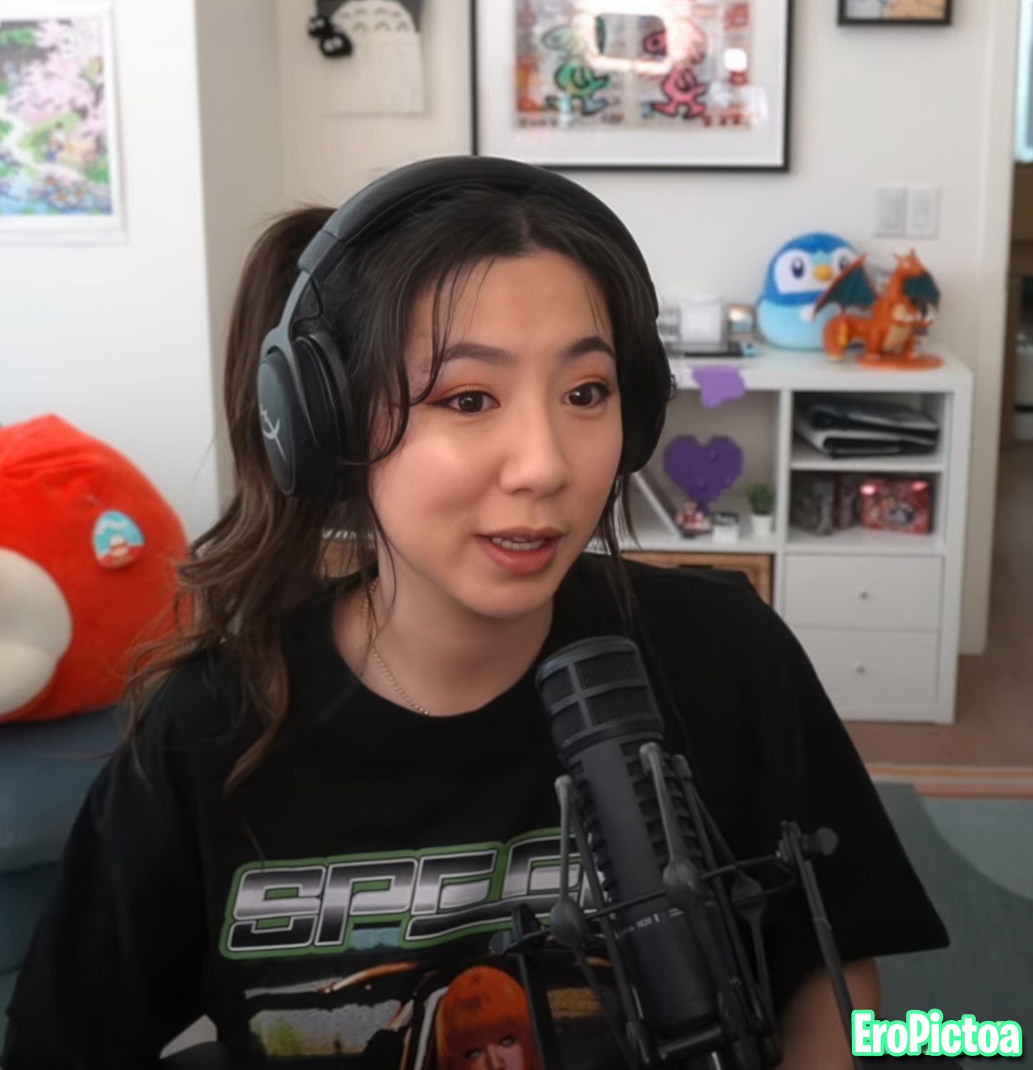 Fuslie [6] photo featuring brunette - Part 9