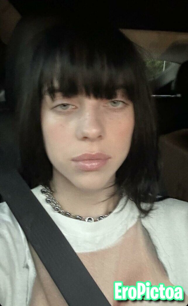 Billie eilish vs nicki minaj photo - Part 28