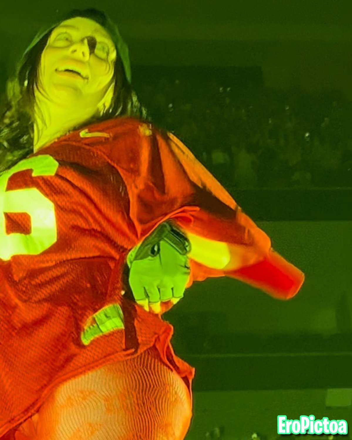 Billie Eilish - hit me hard and soft tour - Quebec photo featuring bouncing