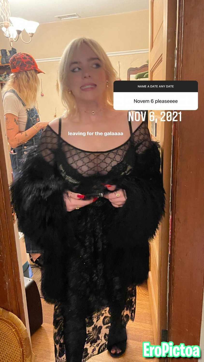 Billie Eilish photo featuring famous - Part 16